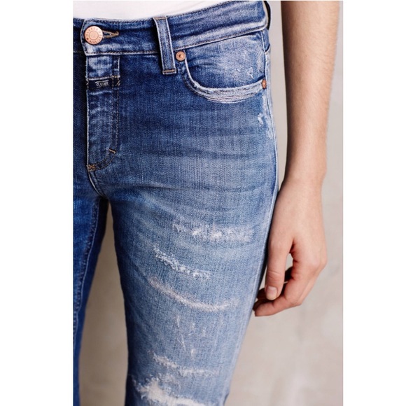 closed slim fit mid waist